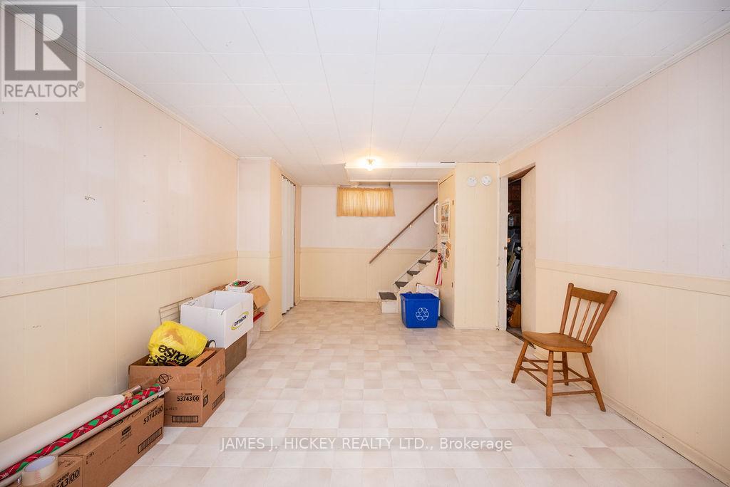 26 Rutherford Avenue, Deep River, Ontario  K0J 1P0 - Photo 31 - X12145554
