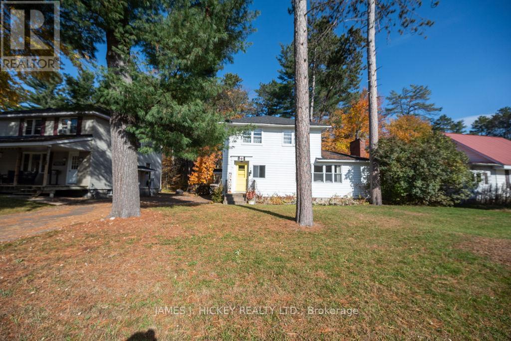 26 Rutherford Avenue, Deep River, Ontario  K0J 1P0 - Photo 35 - X12145554