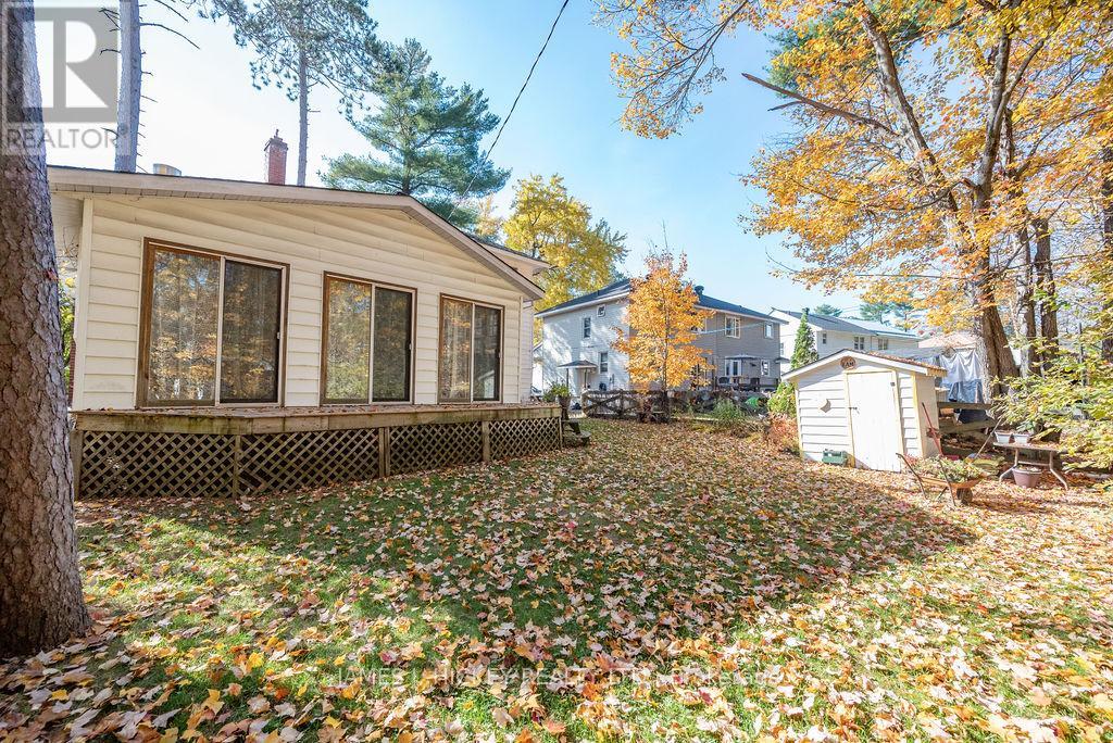 26 Rutherford Avenue, Deep River, Ontario  K0J 1P0 - Photo 37 - X12145554