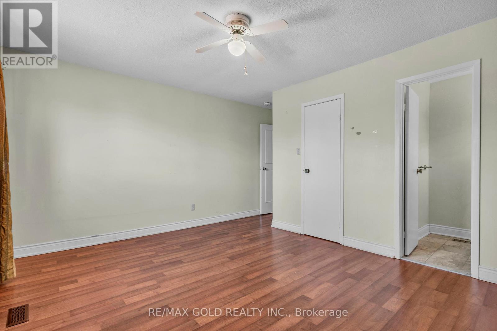 Upper - 17 Mansion Street, Brampton, Ontario  L6S 3C9 - Photo 26 - W12162027