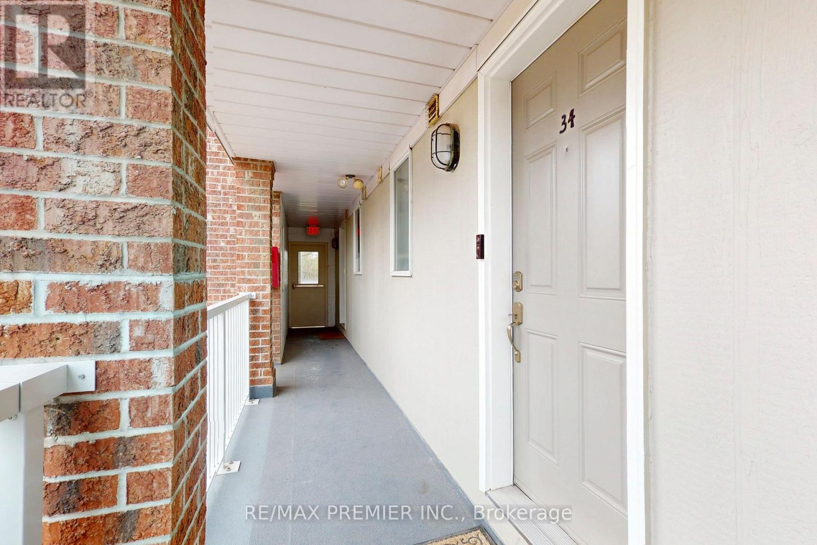 Property at 34 - 119 BRISTOL ROAD E image 2
