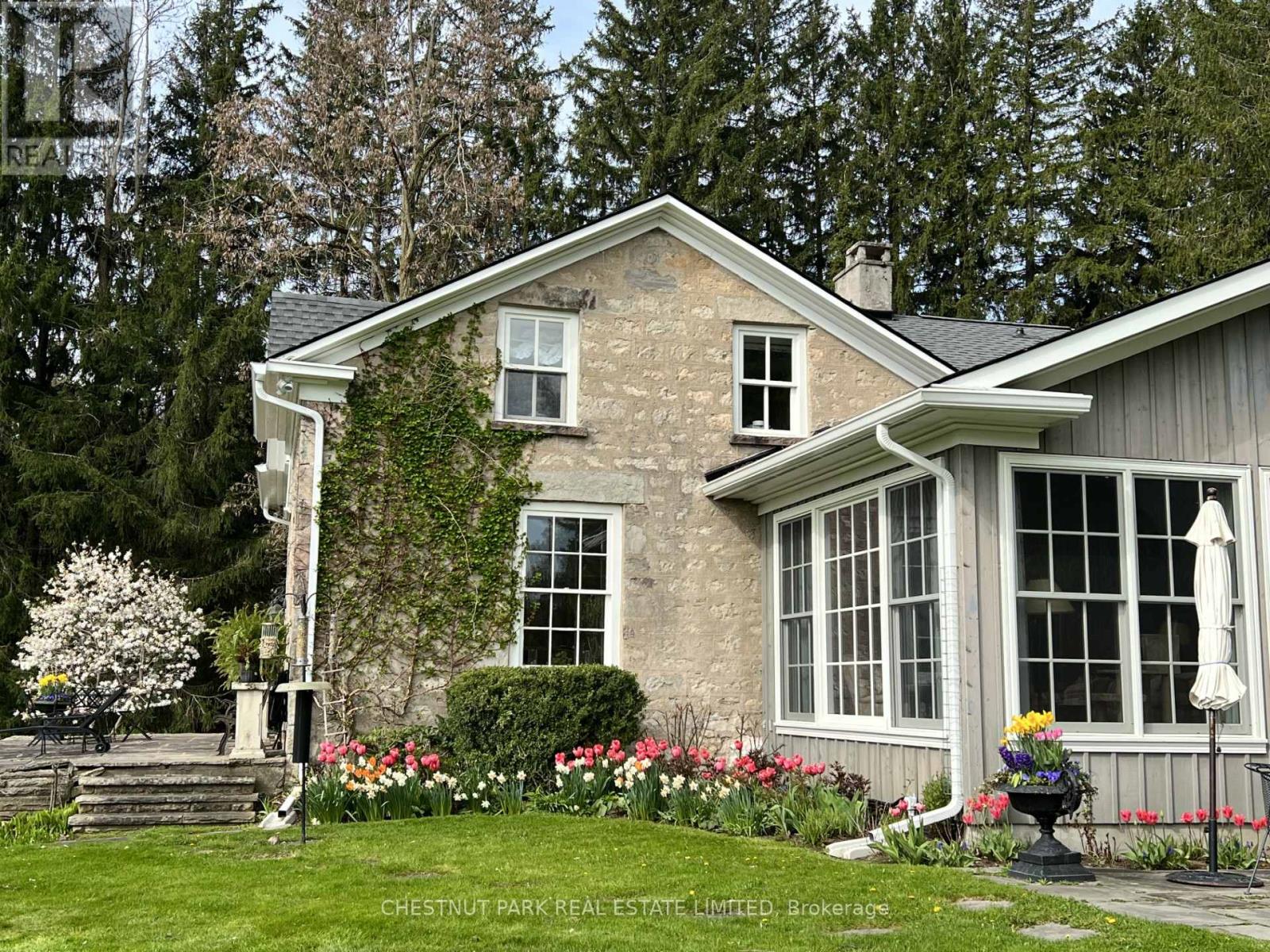 16261 Shaws Creek Road, Caledon, Ontario  L7C 1V9 - Photo 6 - W12162118