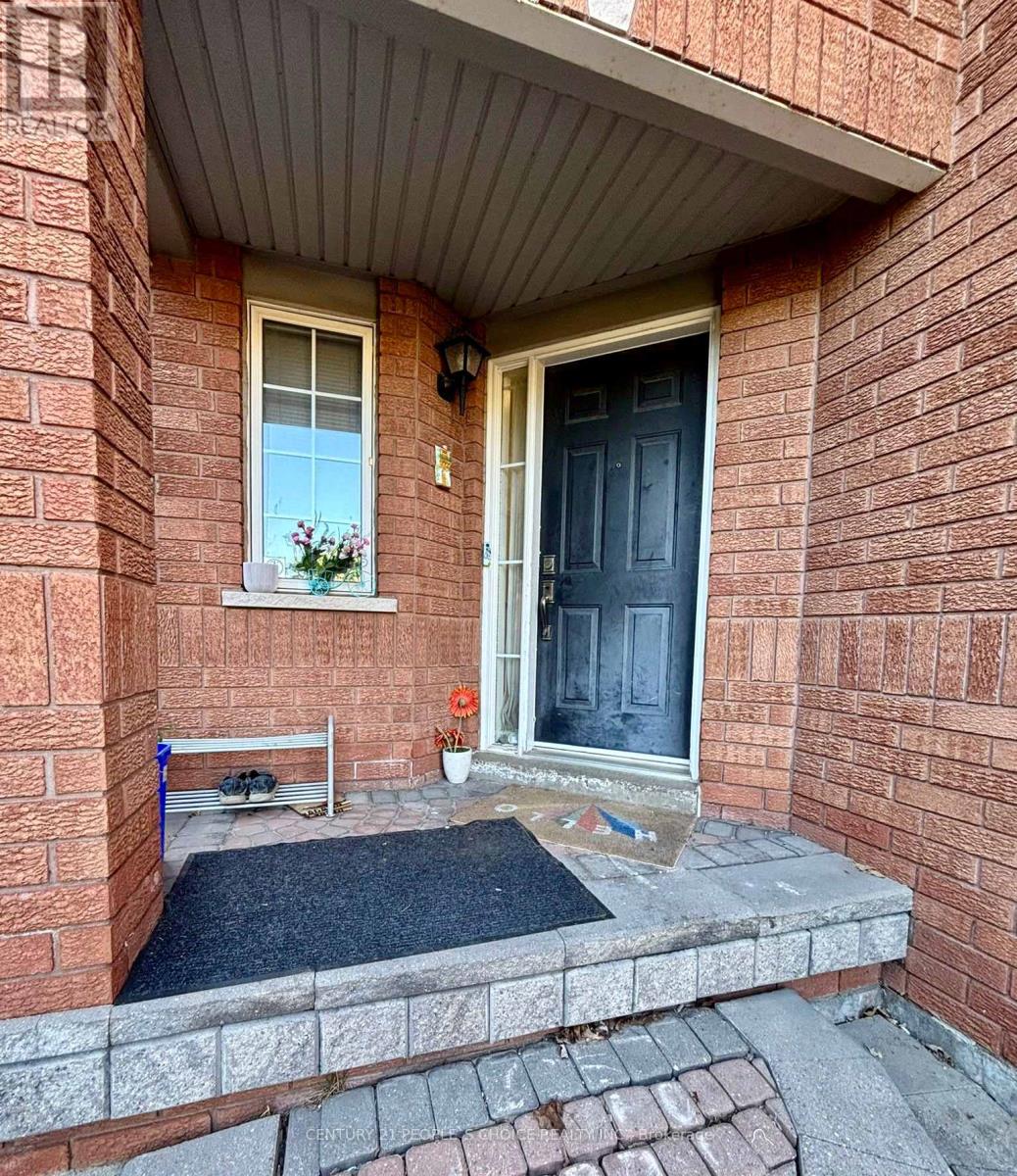 2013 Blue Jay Boulevard, Oakville, Ontario  L6M 3W2 - Photo 2 - W12162125