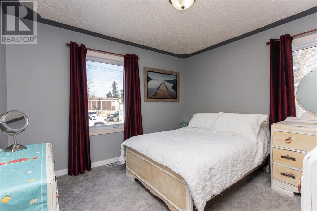 6013 57 Avenue, Red Deer, Alberta  T4N 4S8 - Photo 16 - A2223091