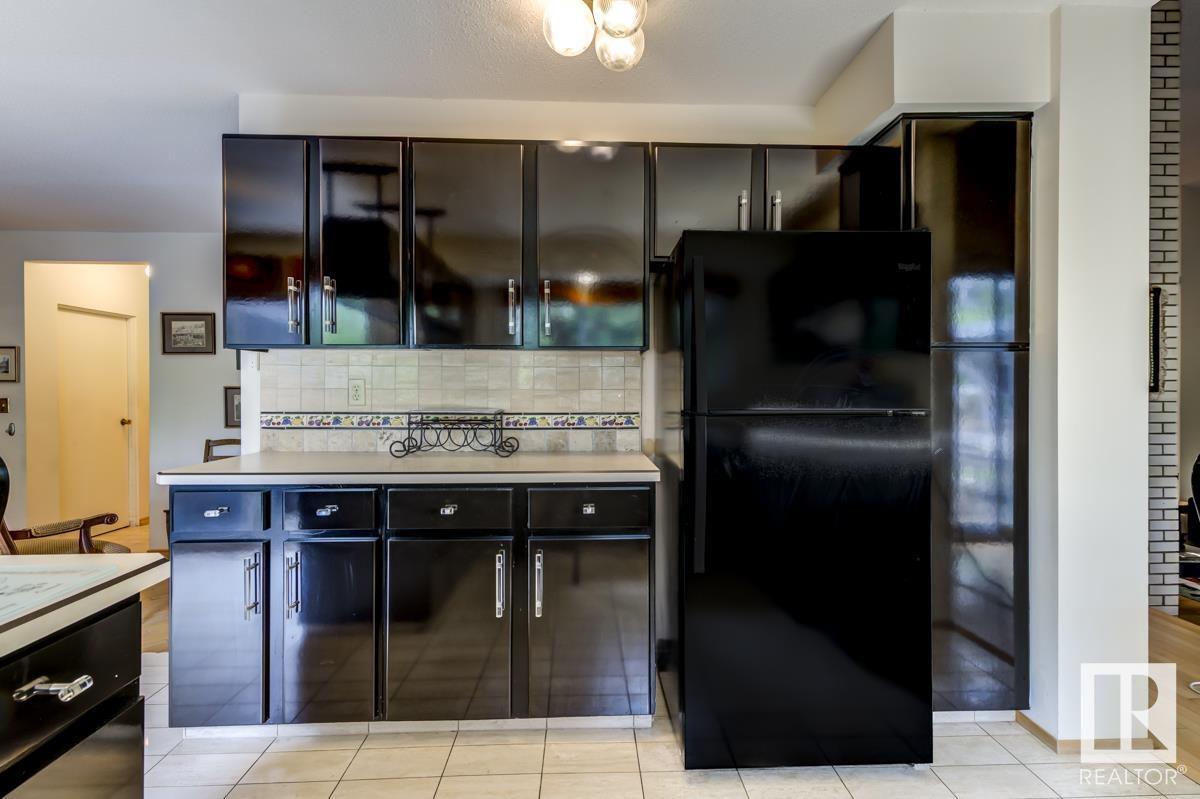 39 Wolf Cr Nw, Edmonton, Alberta  T5T 1E1 - Photo 25 - E4437558