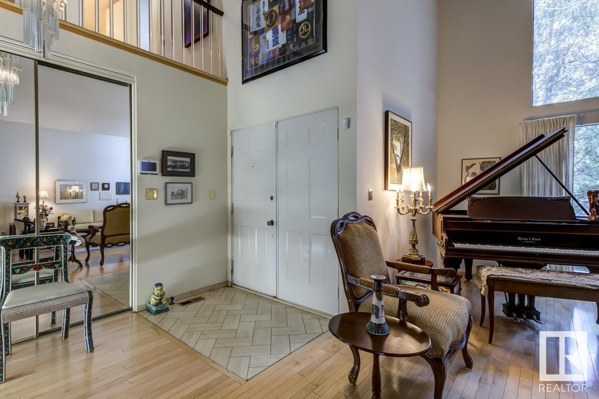 39 Wolf Cr Nw, Edmonton, Alberta  T5T 1E1 - Photo 6 - E4437558