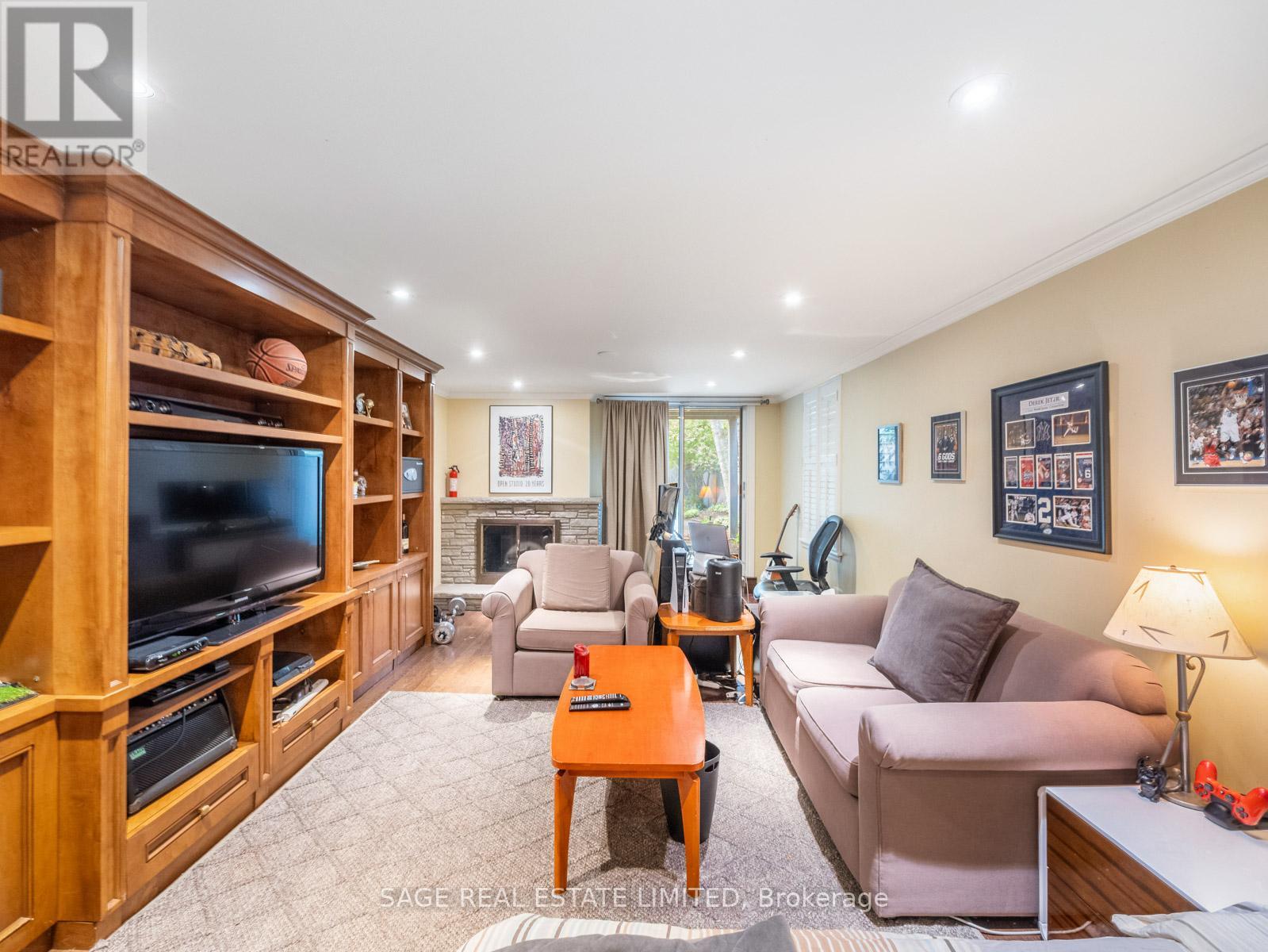 88a Glen Road, Toronto, Ontario  M4W 2V6 - Photo 37 - C12162131