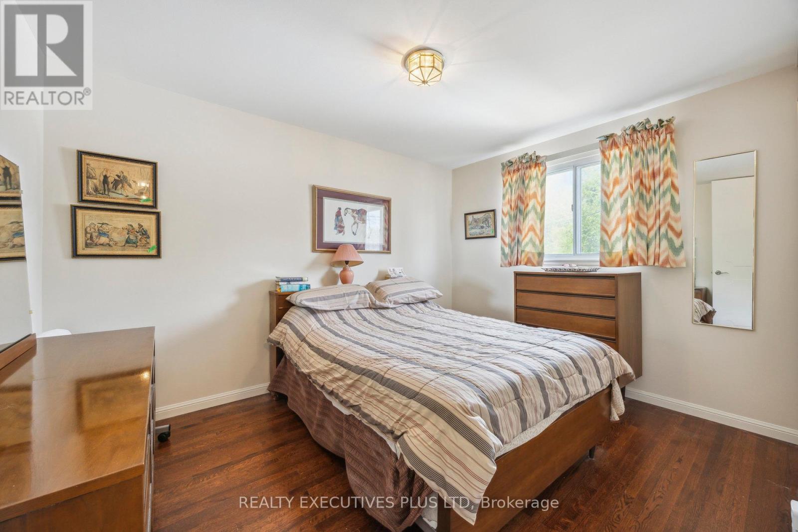 10 Pergola Road, Toronto, Ontario  M9W 5K5 - Photo 28 - W12161391