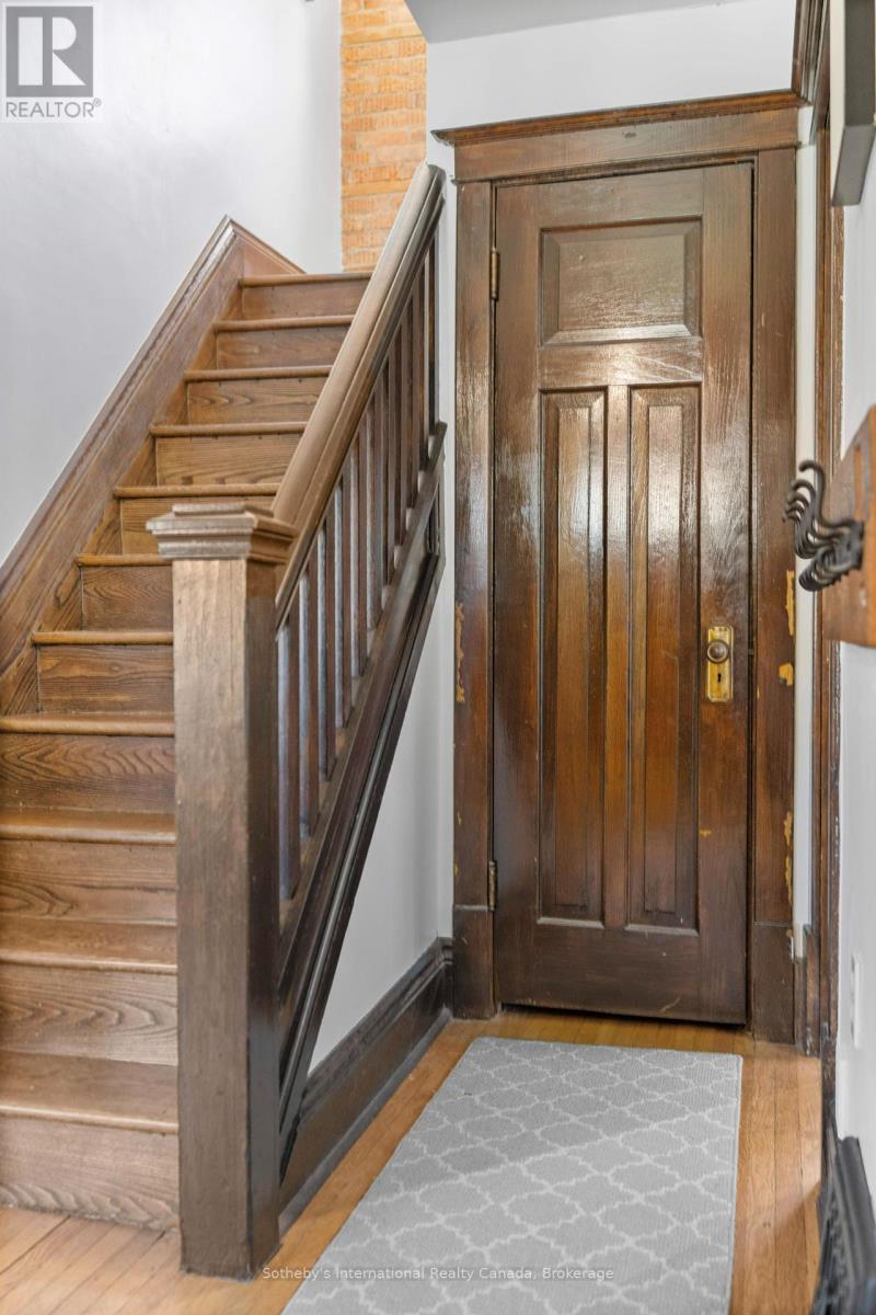 122 Lake Avenue Drive, Hamilton, Ontario  L8G 3N4 - Photo 11 - X12149679