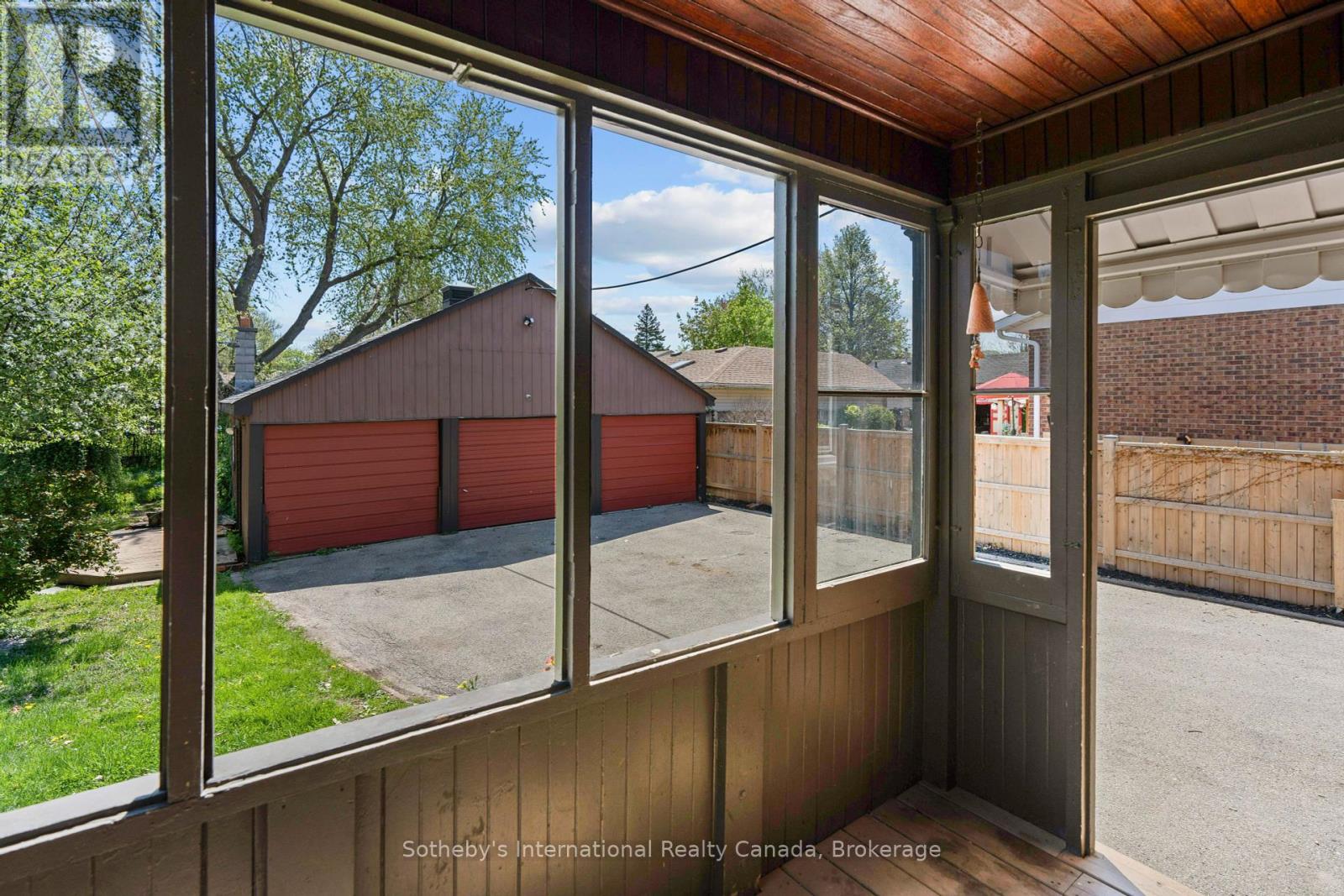 122 Lake Avenue Drive, Hamilton, Ontario  L8G 3N4 - Photo 38 - X12149679