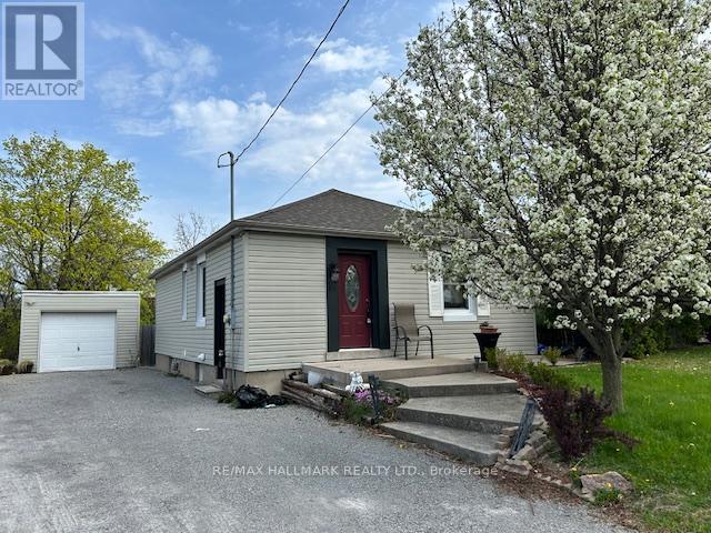 46 Argyle Crescent, St. Catharines, Ontario  L2P 2P4 - Photo 1 - X12162059