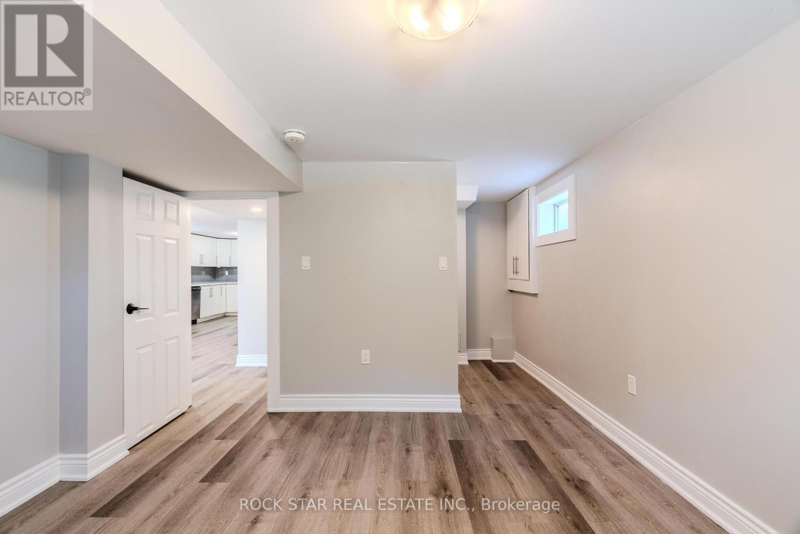 543 East 27th Street, Hamilton, Ontario  L8V 2S1 - Photo 24 - X12162078