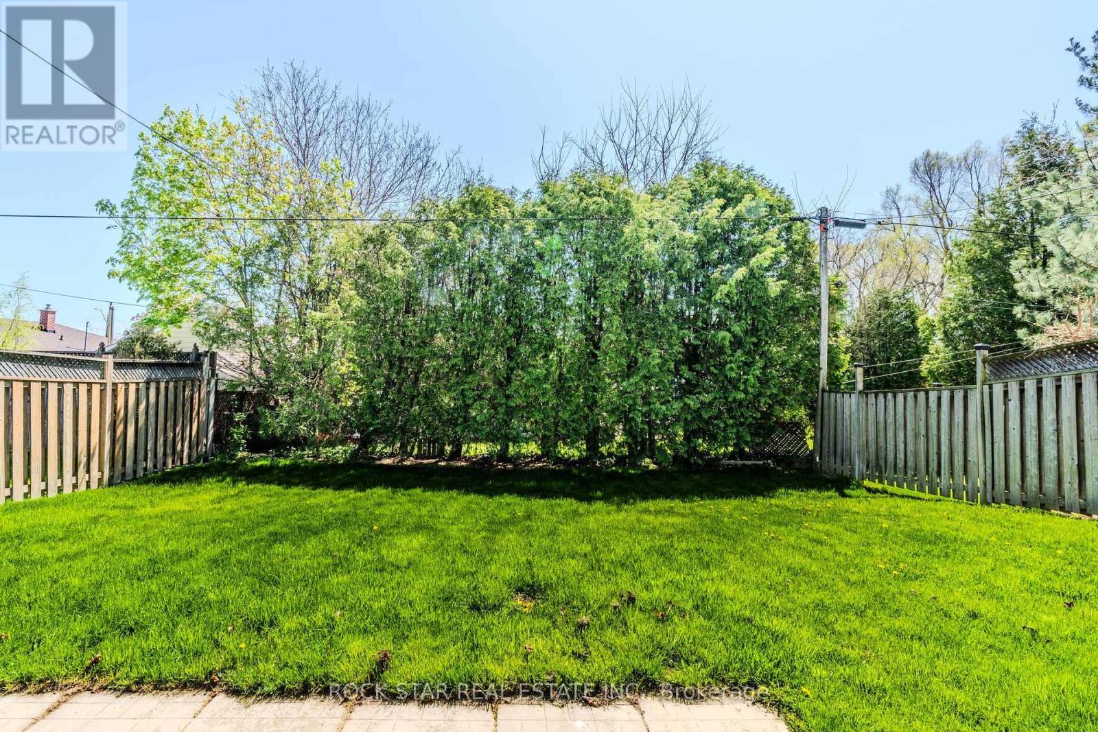 543 East 27th Street, Hamilton (Burkholme), Ontario  L8V 2S1 - Photo 29 - X12162078