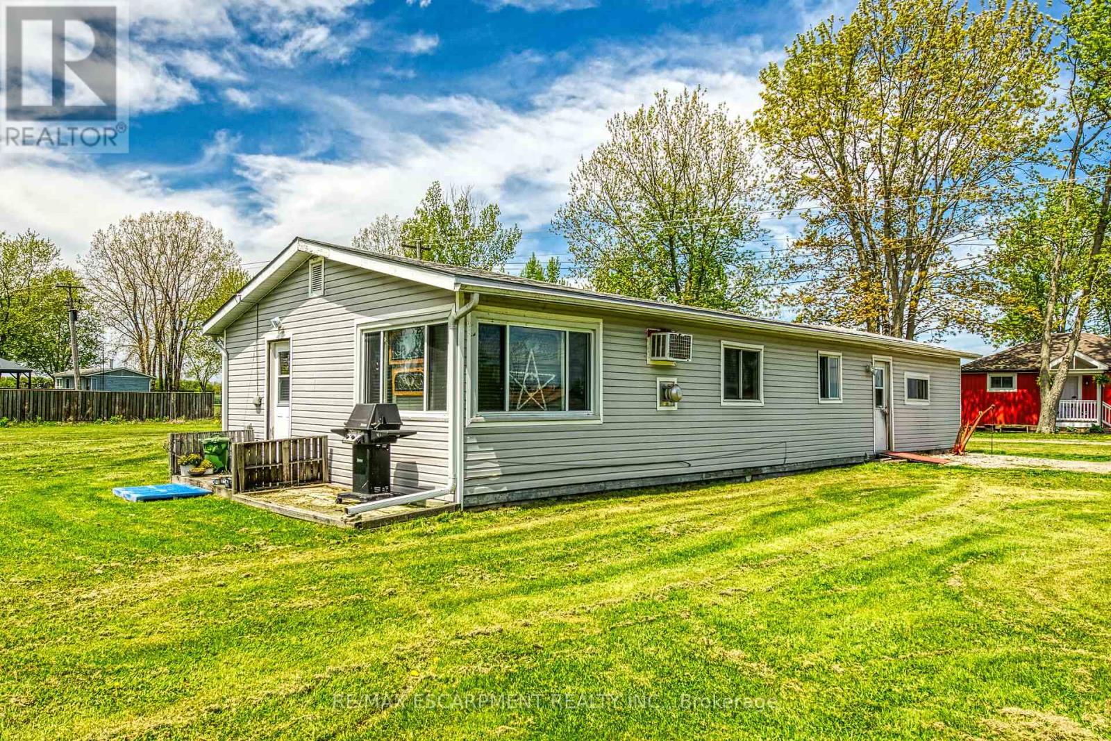 137 BLUE WATER PARKWAY, Haldimand, Ontario