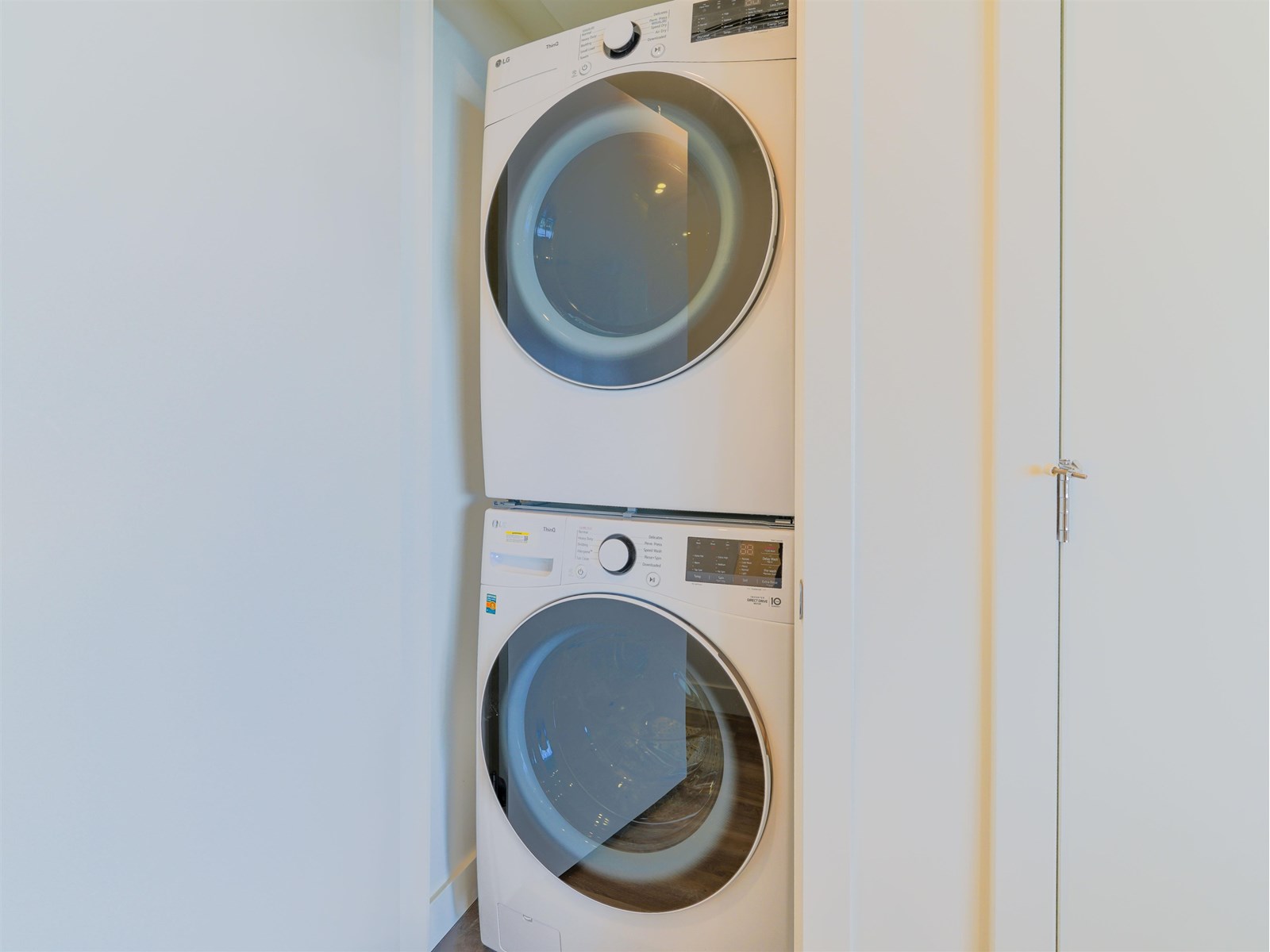 1904 9675 King George Boulevard, Surrey, British Columbia  V3T 2V3 - Photo 24 - R3004936