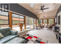 256 WOODLAND DRIVE