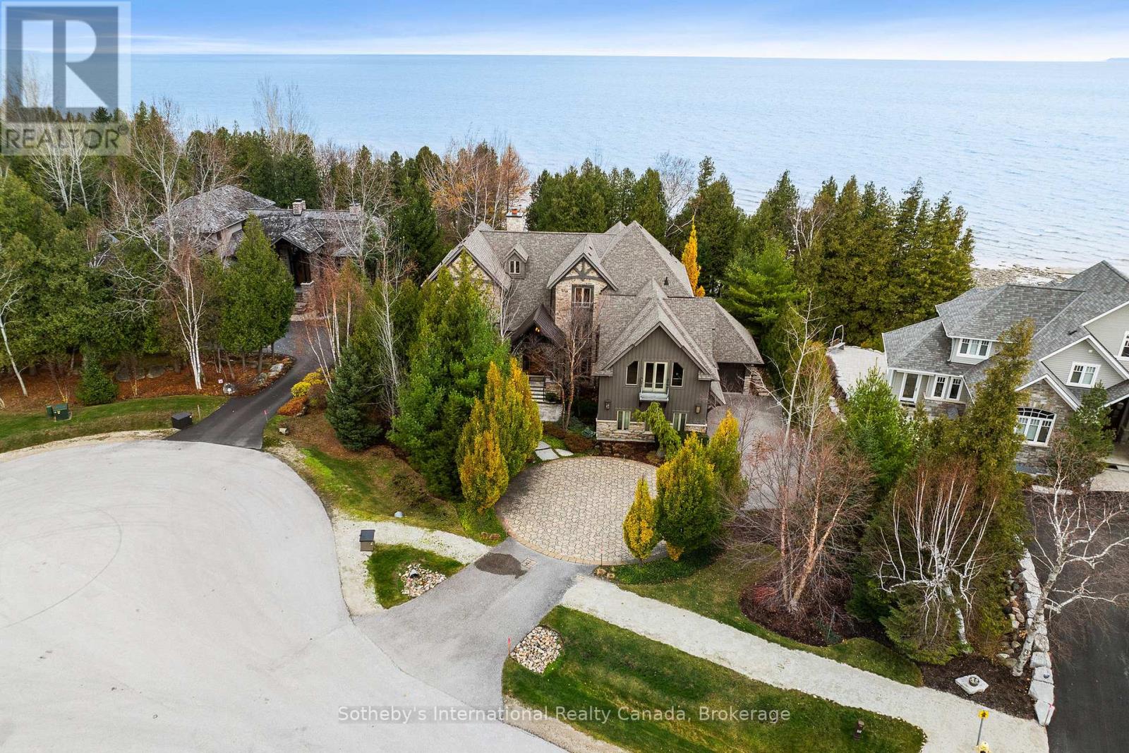115 Ellis Drive, Blue Mountains, Ontario  N0H 1J0 - Photo 3 - X12162330