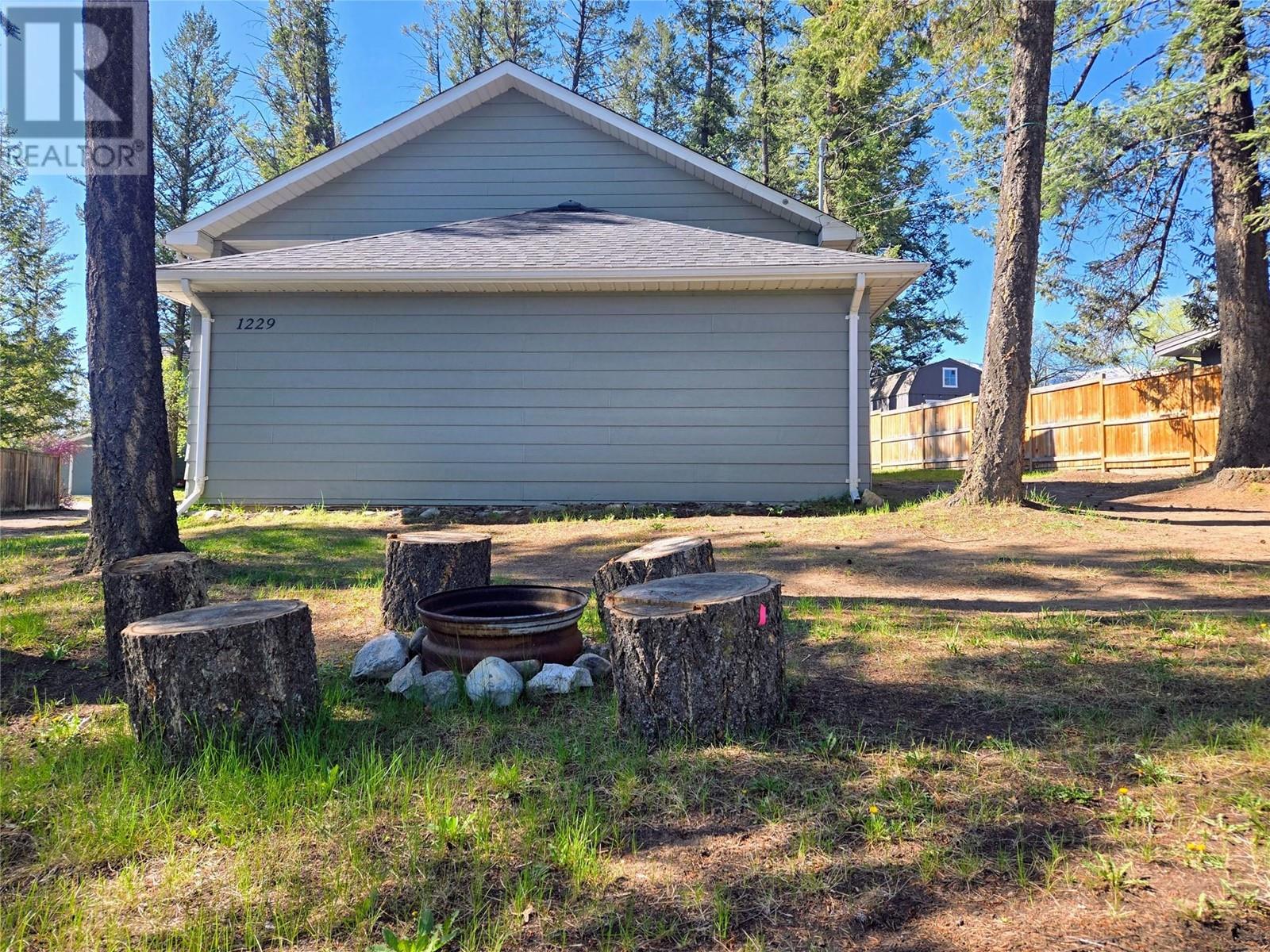 1229 13th Street, Invermere, British Columbia  V0A 1K0 - Photo 27 - 10346823