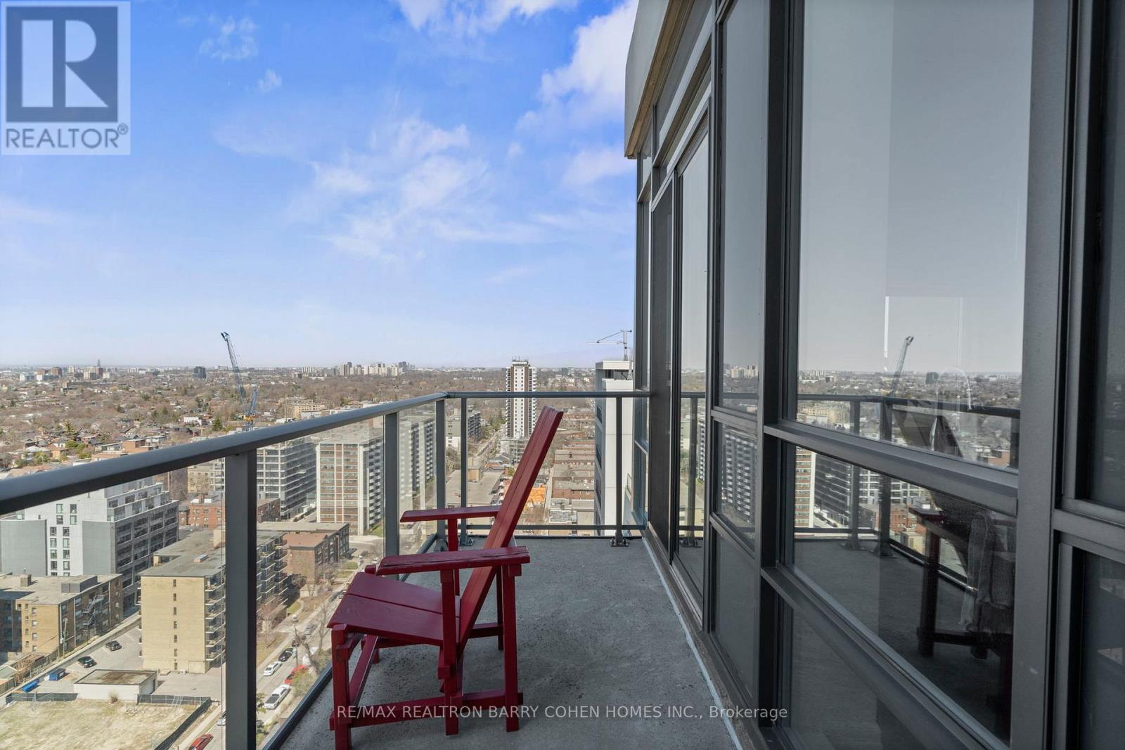 2103 - 500 St Clair Avenue W, Toronto, Ontario  M6C 1A8 - Photo 23 - C12159327