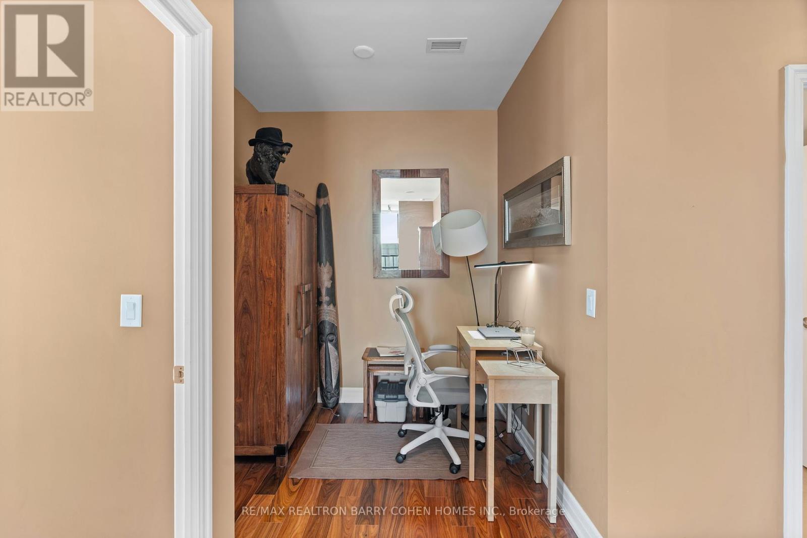 2103 - 500 St Clair Avenue W, Toronto, Ontario  M6C 1A8 - Photo 22 - C12159327