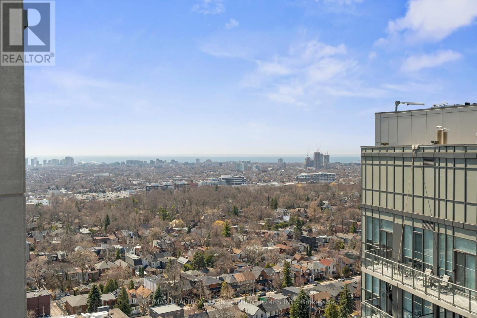 2103 - 500 St Clair Avenue W, Toronto, Ontario  M6C 1A8 - Photo 25 - C12159327