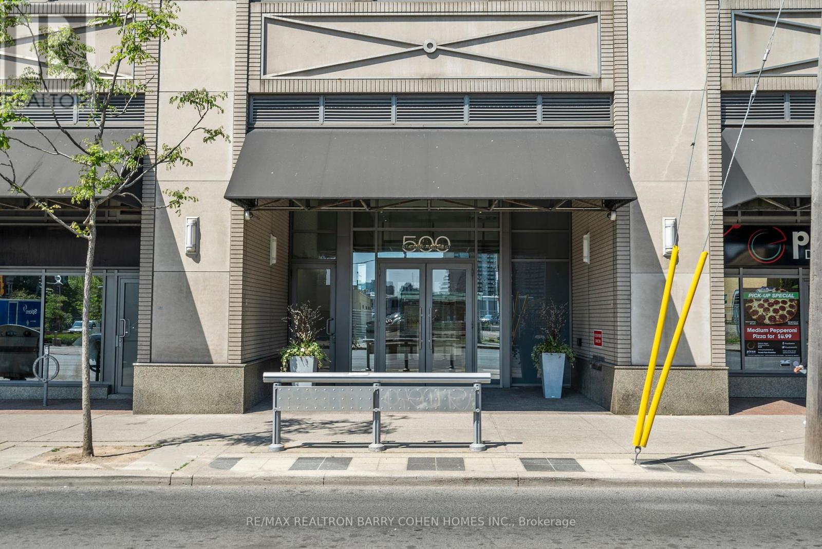 2103 - 500 St Clair Avenue W, Toronto, Ontario  M6C 1A8 - Photo 3 - C12159327