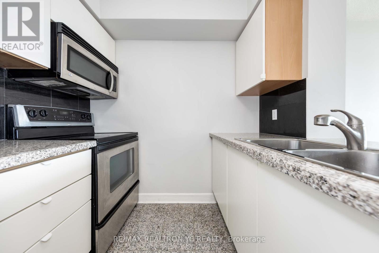 2607 - 18 Harrison Garden Boulevard, Toronto, Ontario  M2N 7J6 - Photo 6 - C12162054