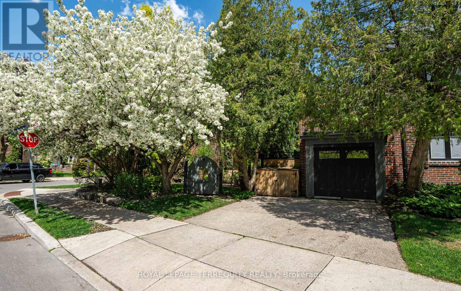 59 Baby Point Road, Toronto, Ontario  M6S 2G4 - Photo 34 - W12160528