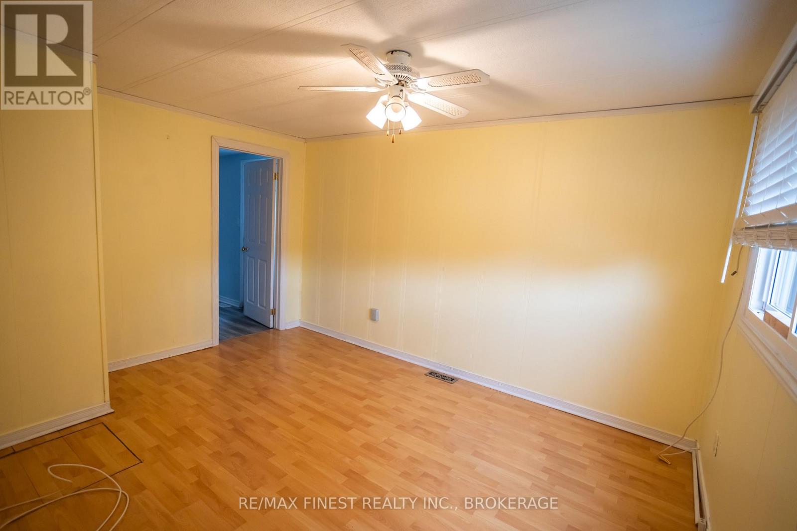 8 Abbey Glen Drive, Kingston, Ontario  K7K 6A5 - Photo 11 - X12162400