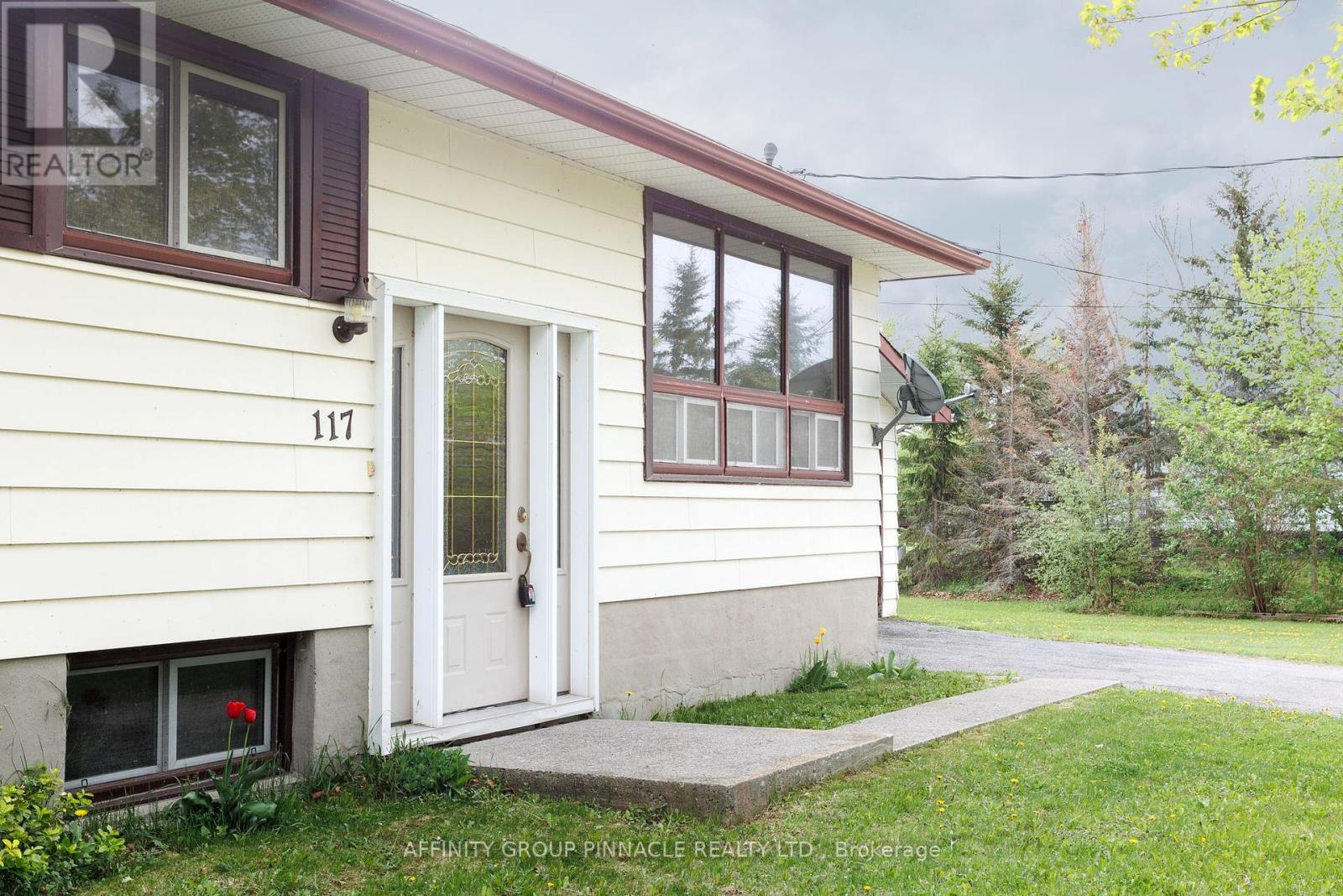 117 Anderson Drive, Kawartha Lakes, Ontario  K0M 1G0 - Photo 5 - X12162396