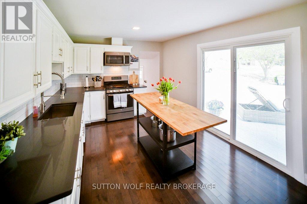 30458 Sylvan Road, North Middlesex, Ontario  N0M 2K0 - Photo 8 - X12162434