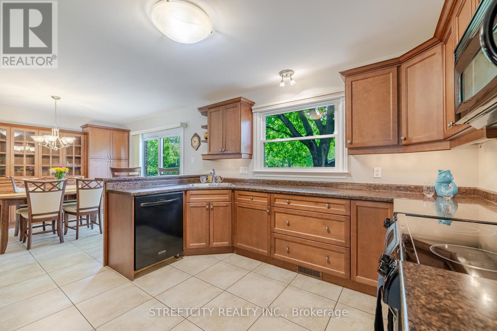 Photo 13 of 42 for 589 Steeplechase Drive