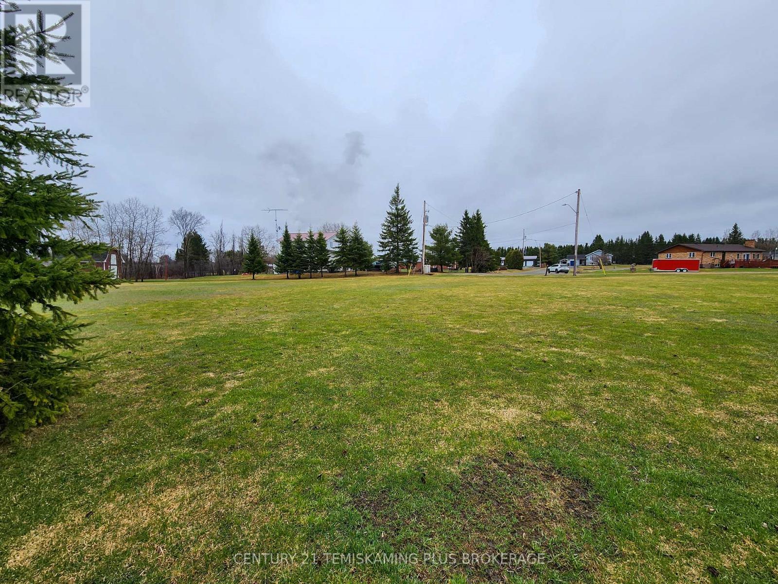 Property at 8 MICHAEL STREET image 5