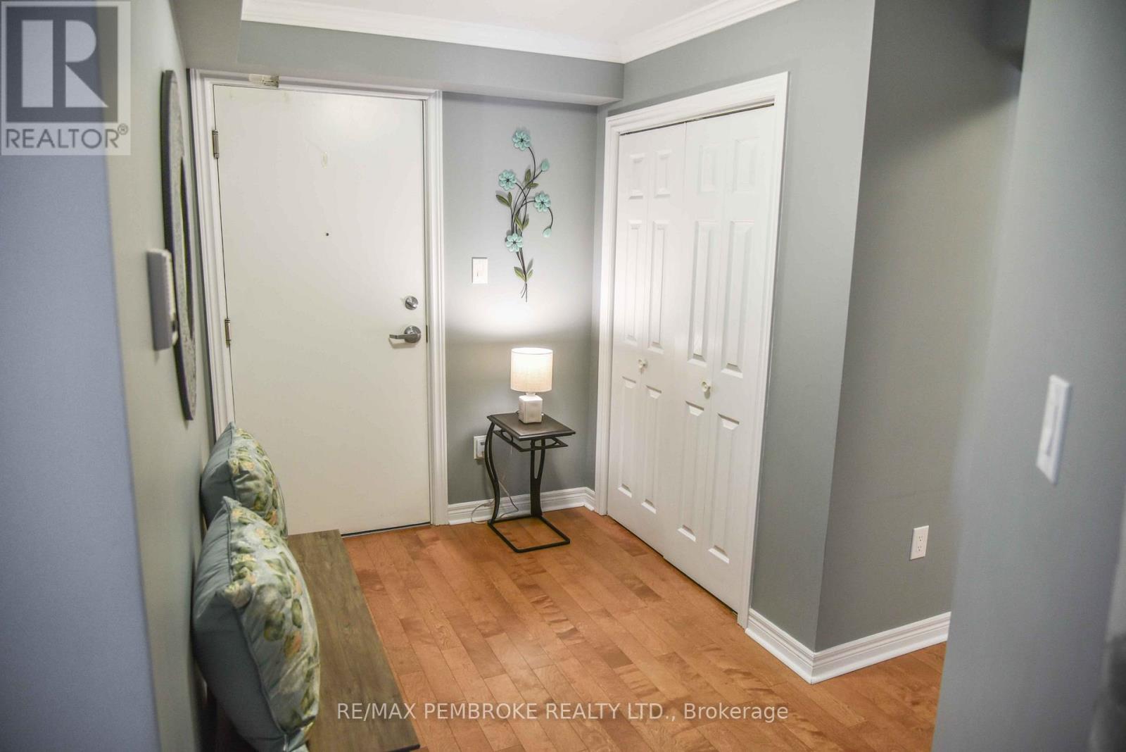 102 - 2 Crandall Street E, Pembroke, Ontario  K8A 8G5 - Photo 5 - X12162419