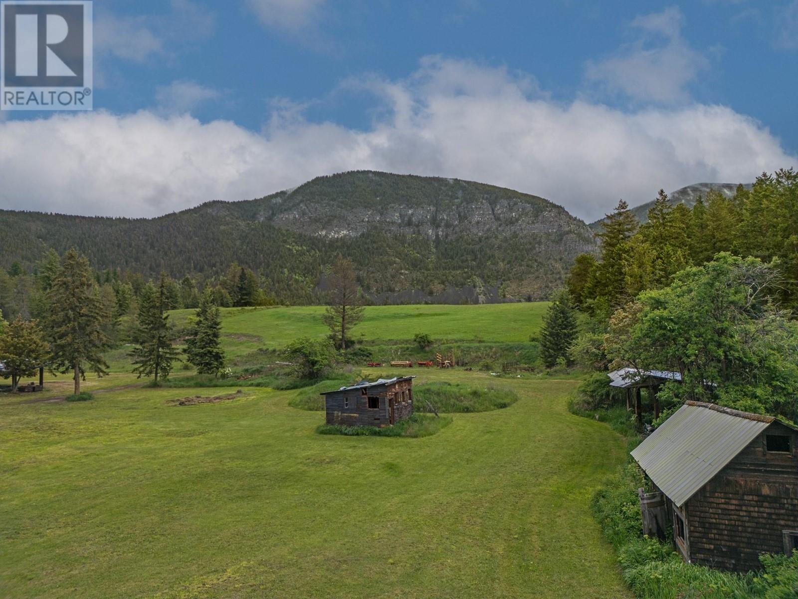 4670 Canyon Lister Road, Canyon, British Columbia  V0B 1C0 - Photo 29 - 10348505