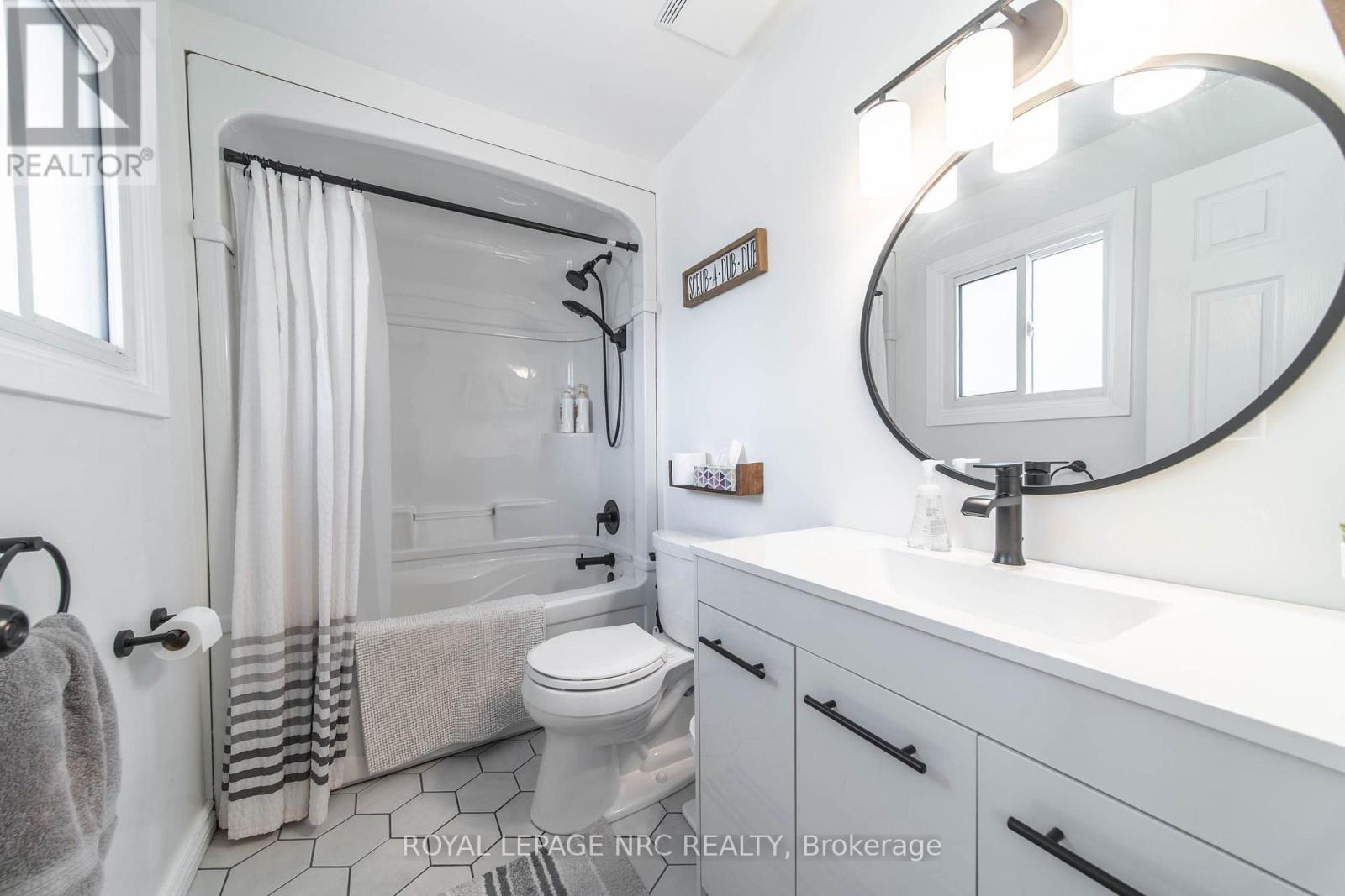 8599 Furlong Avenue, Niagara Falls, Ontario  L2G 6W9 - Photo 12 - X12076966