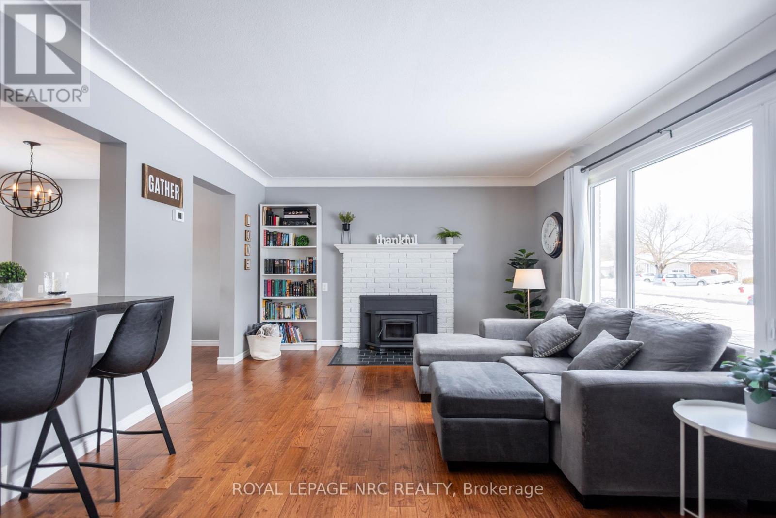 8599 Furlong Avenue, Niagara Falls, Ontario  L2G 6W9 - Photo 4 - X12076966