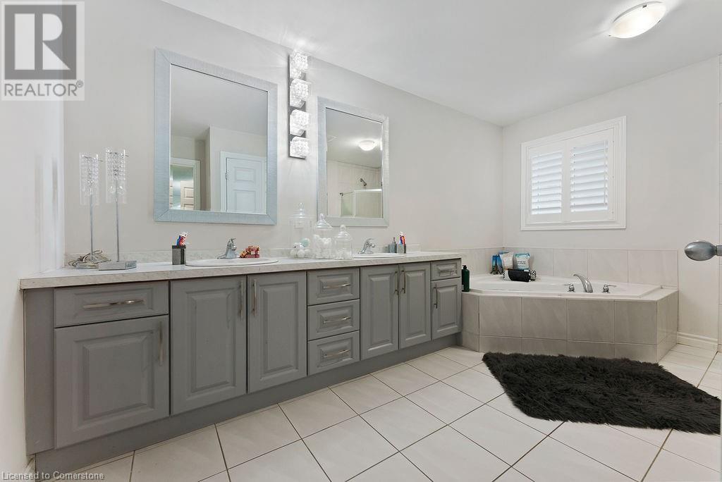 12 Ascoli Drive, Hamilton, Ontario  L9B 0H8 - Photo 20 - 40730923