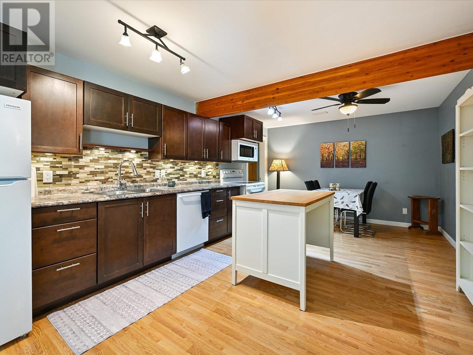 1074 Glacier View Drive, Squamish, British Columbia  V0N 1T0 - Photo 22 - R3005192