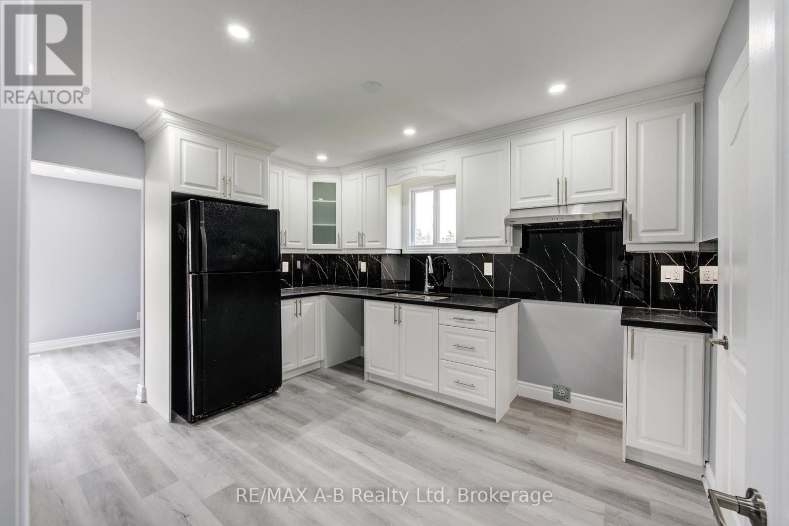 2274 34 Line, Perth East, Ontario  N0B 2P0 - Photo 14 - X12162347