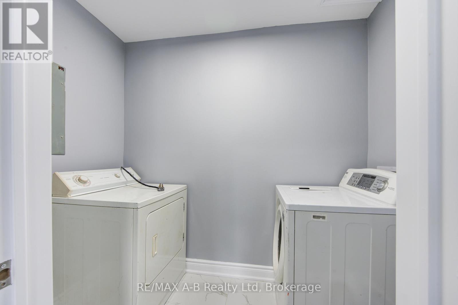 2274 34 Line, Perth East, Ontario  N0B 2P0 - Photo 17 - X12162347