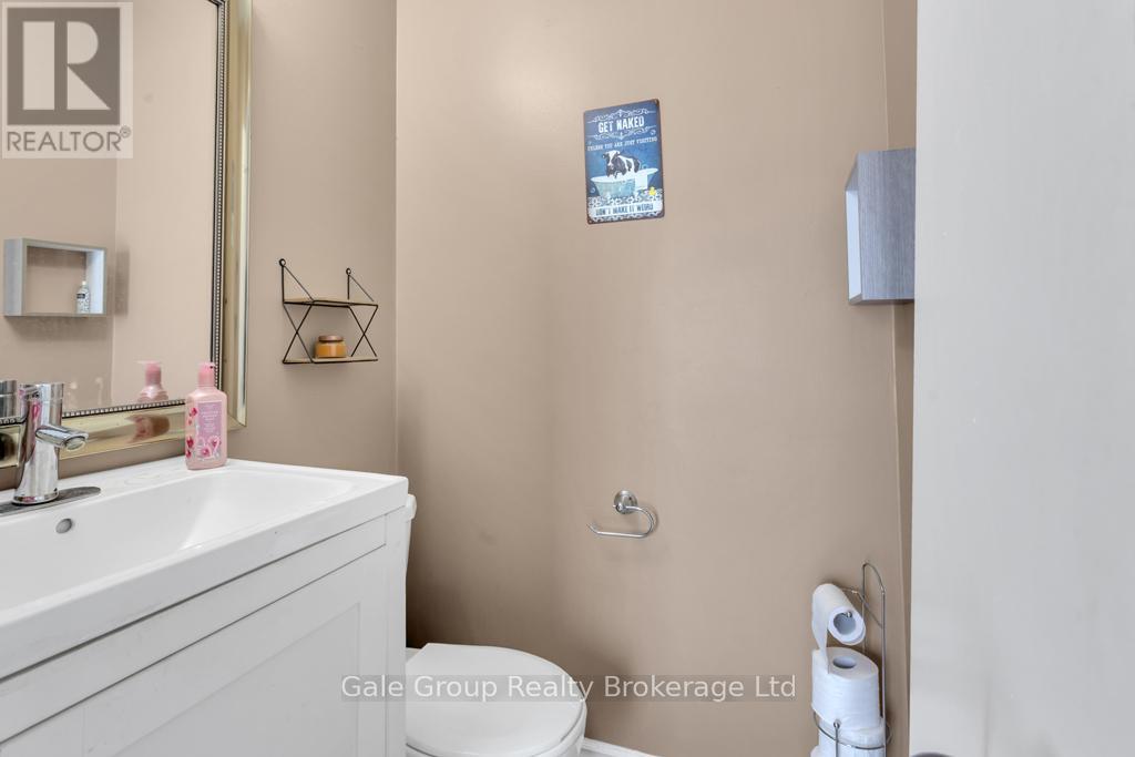 1012 B Nesbitt Crescent S, Woodstock, Ontario  N4S 7P1 - Photo 12 - X12006891