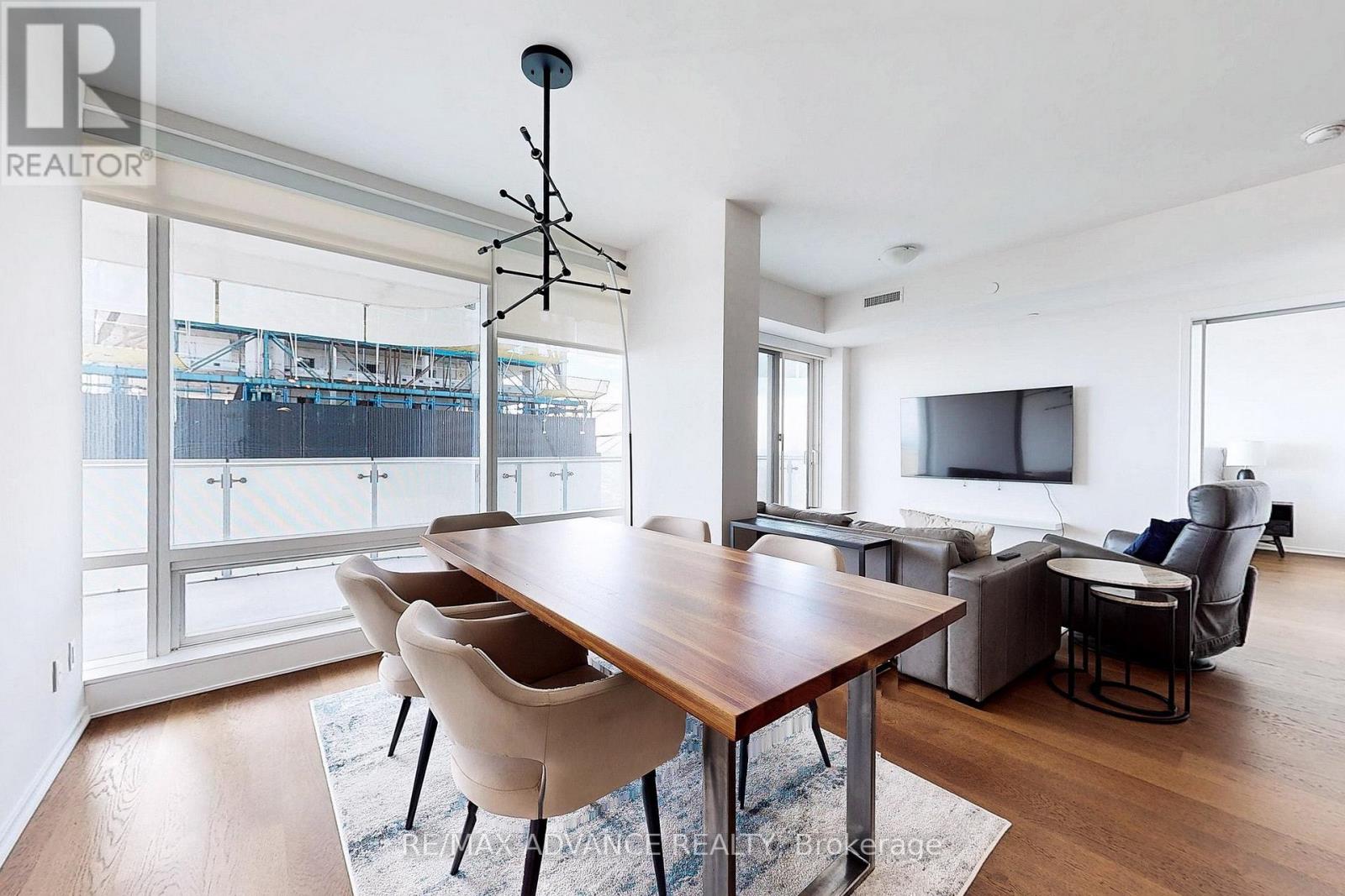 6905 - 1 Bloor Street E, Toronto, Ontario  M4W 1A9 - Photo 14 - C12155138