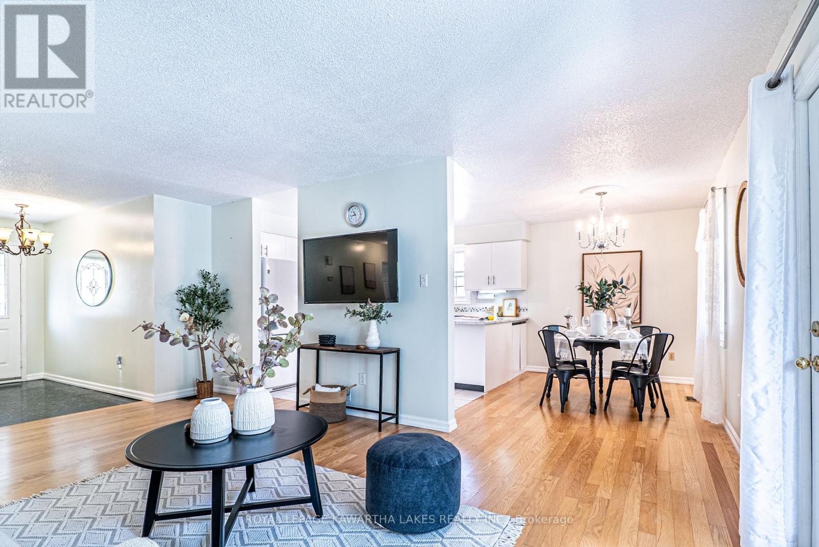 83 Lori Boulevard, Kawartha Lakes, Ontario  K9V 6V7 - Photo 18 - X12147974