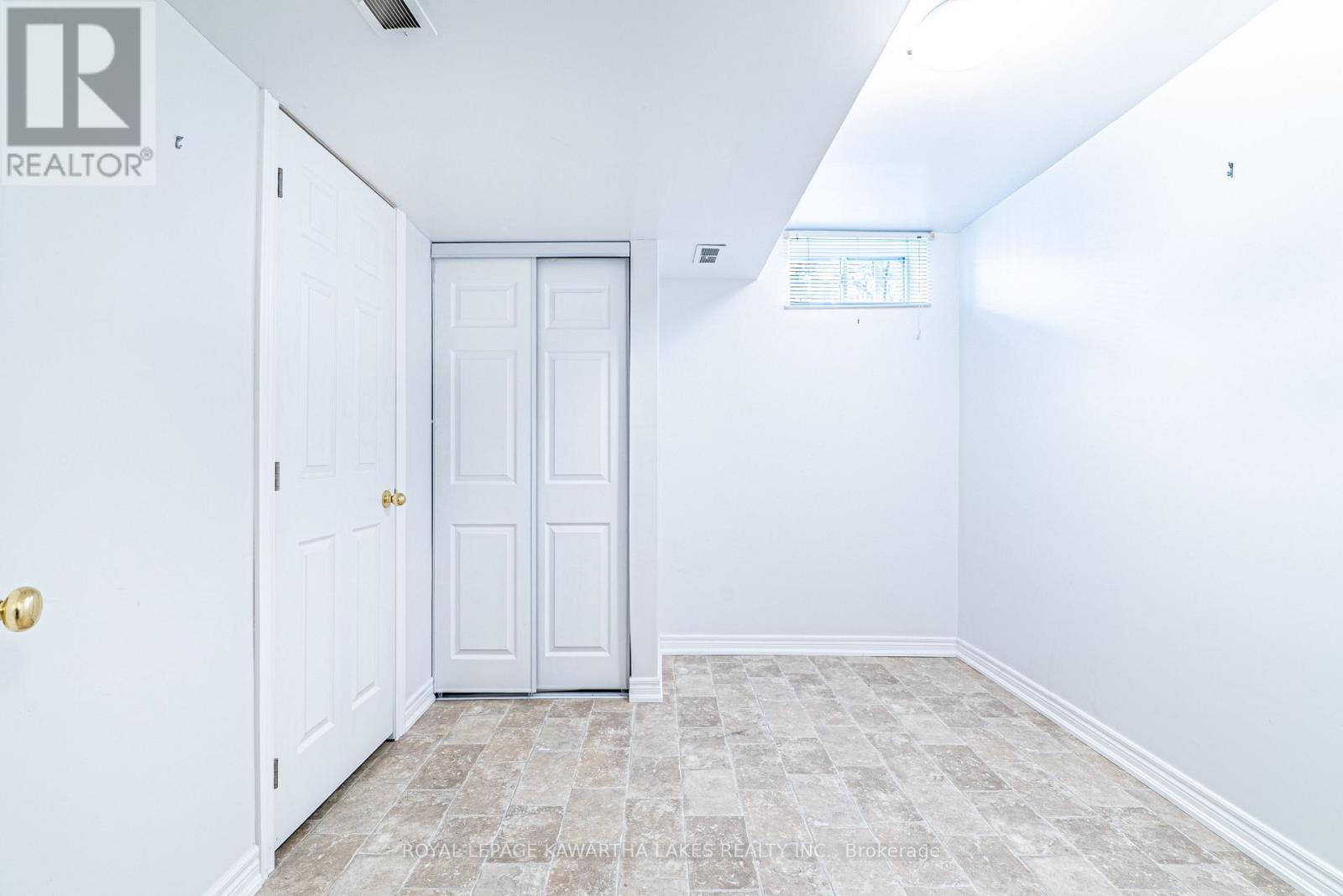 83 Lori Boulevard, Kawartha Lakes, Ontario  K9V 6V7 - Photo 30 - X12147974