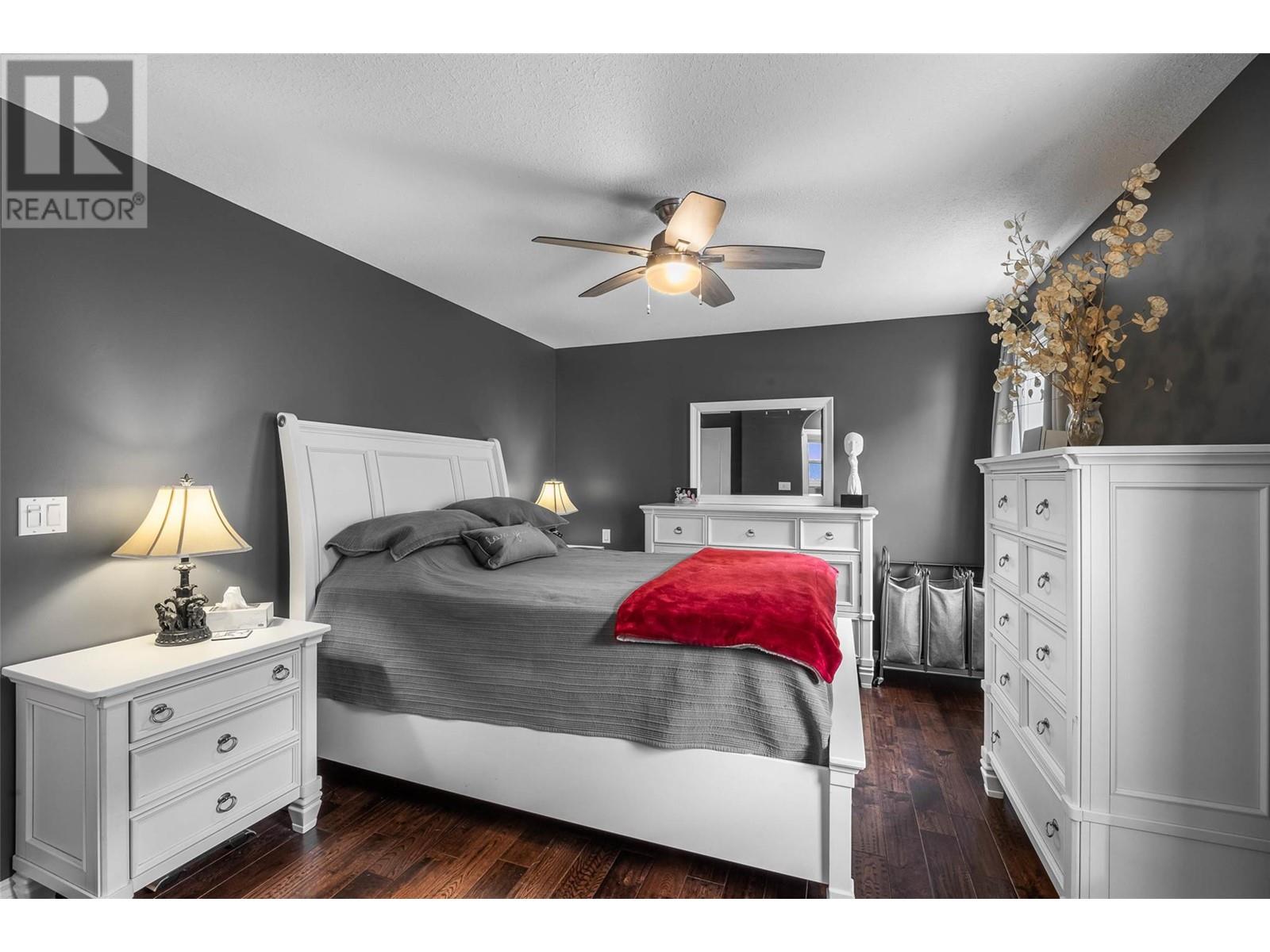 Property at 2327 CANONGATE Place image 3