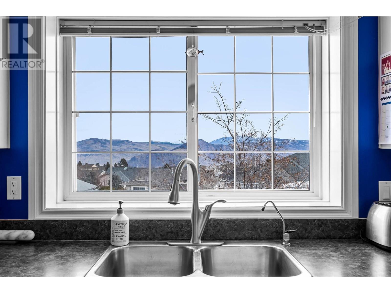 Property at 2327 CANONGATE Place image 5