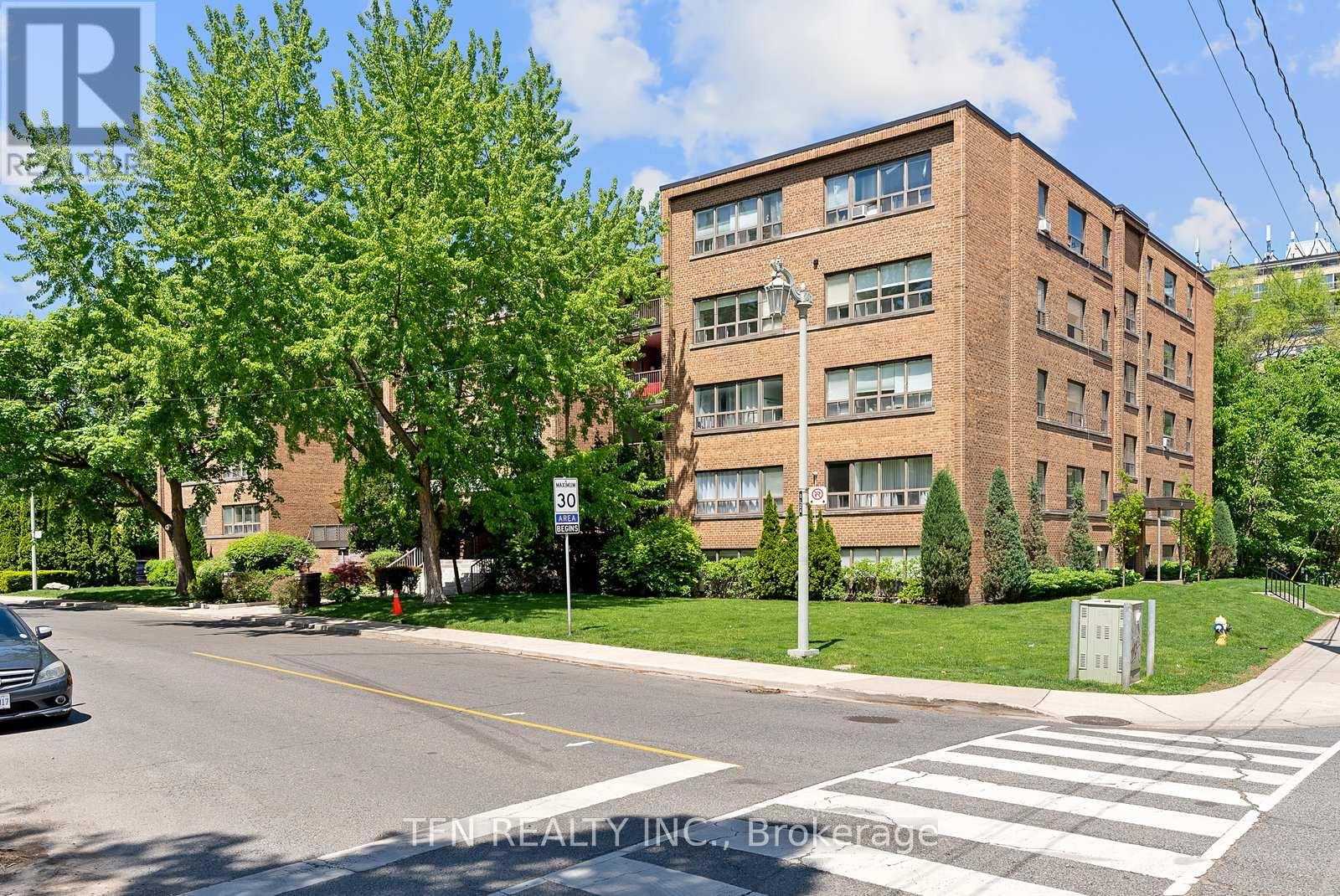 305 - 24 SHALLMAR BOULEVARD, toronto (forest hill north), Ontario