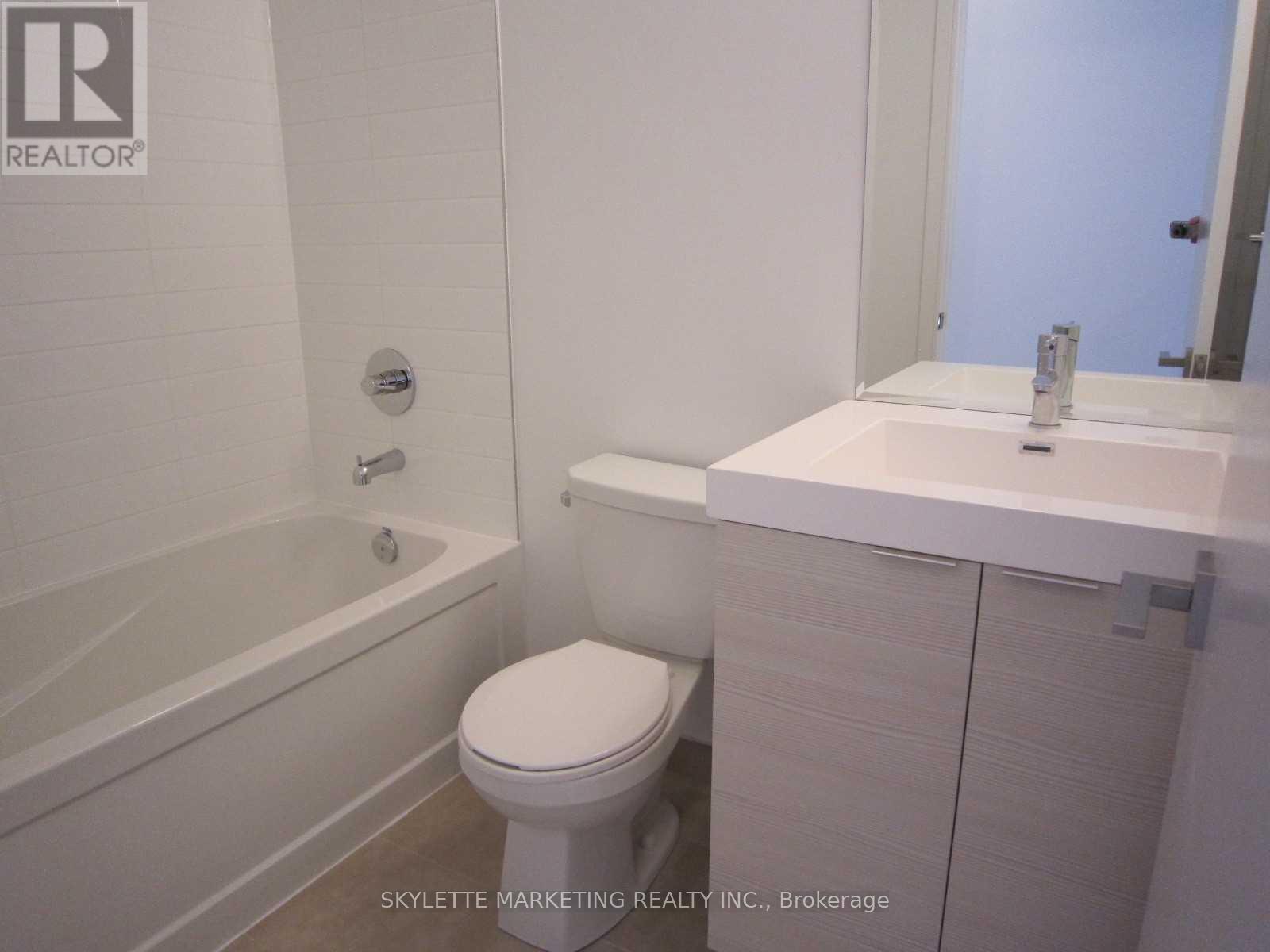 617 - 621 Sheppard Avenue E, Toronto, Ontario  M2K 0G4 - Photo 11 - C12162244