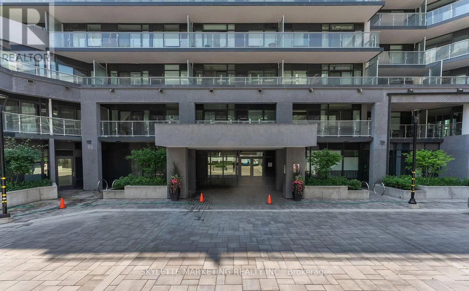 617 - 621 Sheppard Avenue E, Toronto, Ontario  M2K 0G4 - Photo 2 - C12162244